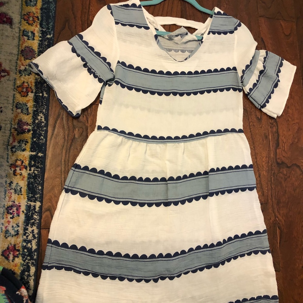Quarter sleeve dress